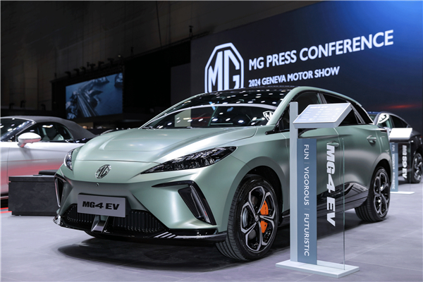 上汽智己L6、MG3 HEV“技術(shù)出?！?中國智造“綻放”2024日內(nèi)瓦車展