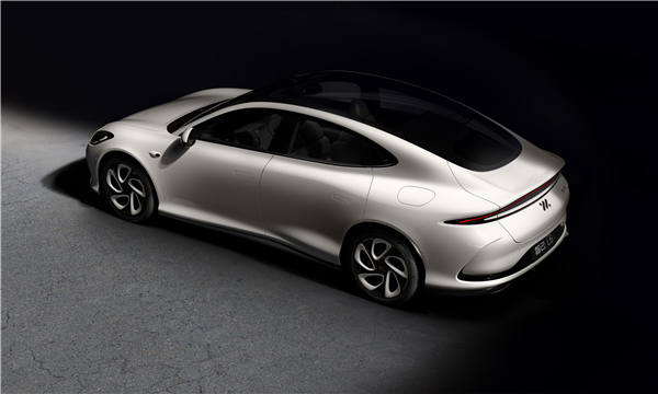 上汽智己L6、MG3 HEV“技術(shù)出海” 中國智造“綻放”2024日內(nèi)瓦車展